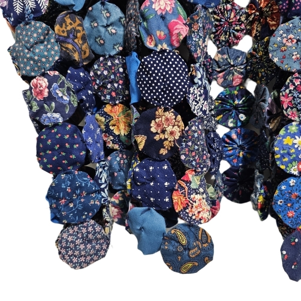 Vintage Quilted Barn blue open vest floral paisley yo-yo style top - Picture 6 of 16